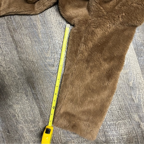 H&M Tan Teddy Jacket Plush Oversized Design - Picture 8 of 13